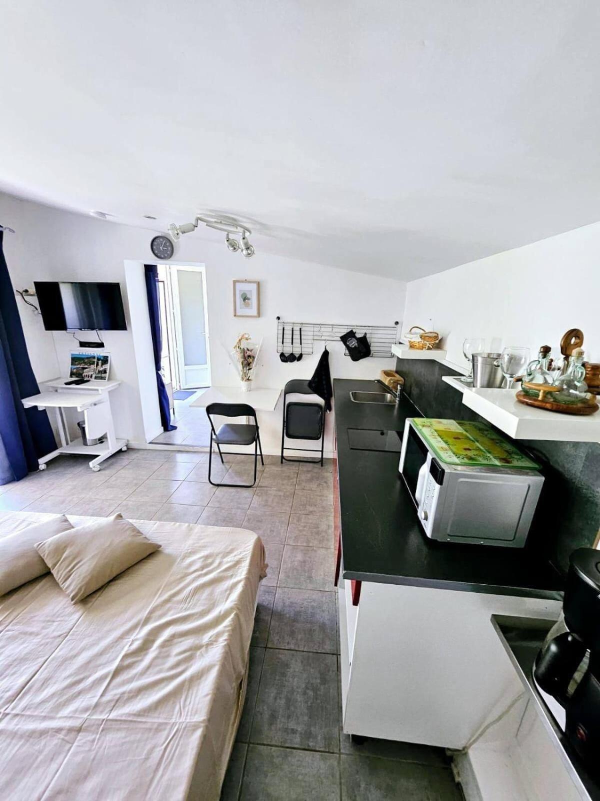 Suites Coupo Santo Et Lou Peiro Cotignac Luaran gambar