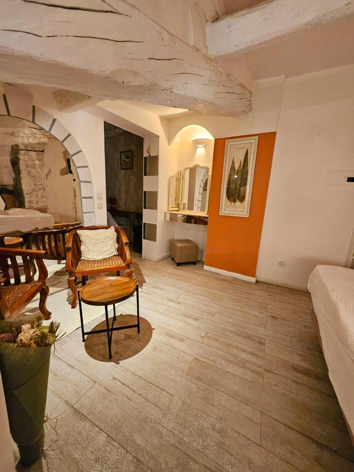 Suites Coupo Santo Et Lou Peiro Cotignac Luaran gambar